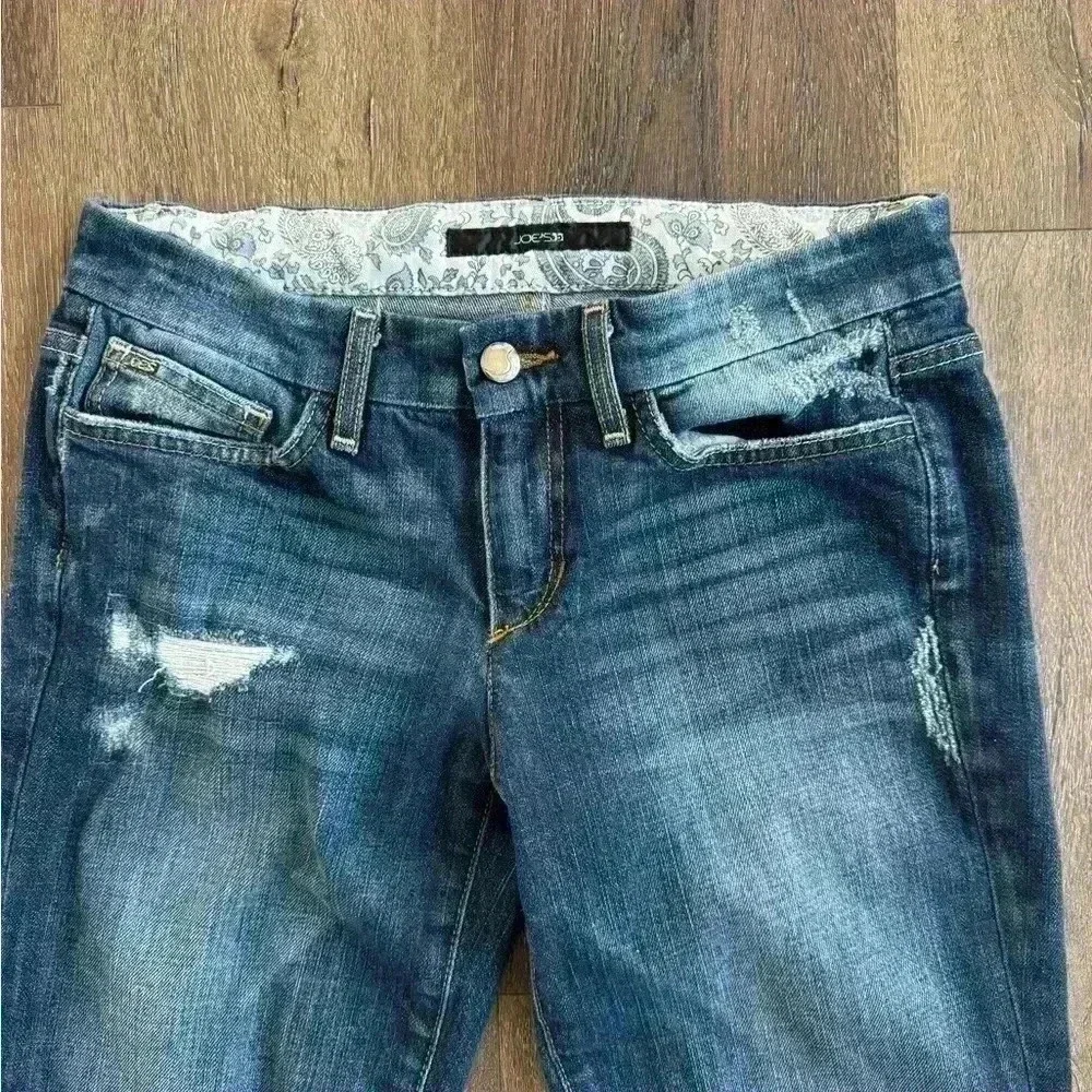 Joe’s Jeans.  Women’s size 27.  Rocker style.
